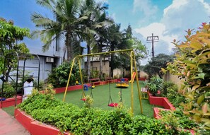 Children's area - Aristro Lonavala Hotel with Pool (Lonavala)