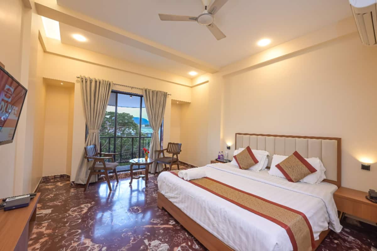 Design Double Room, Pool View