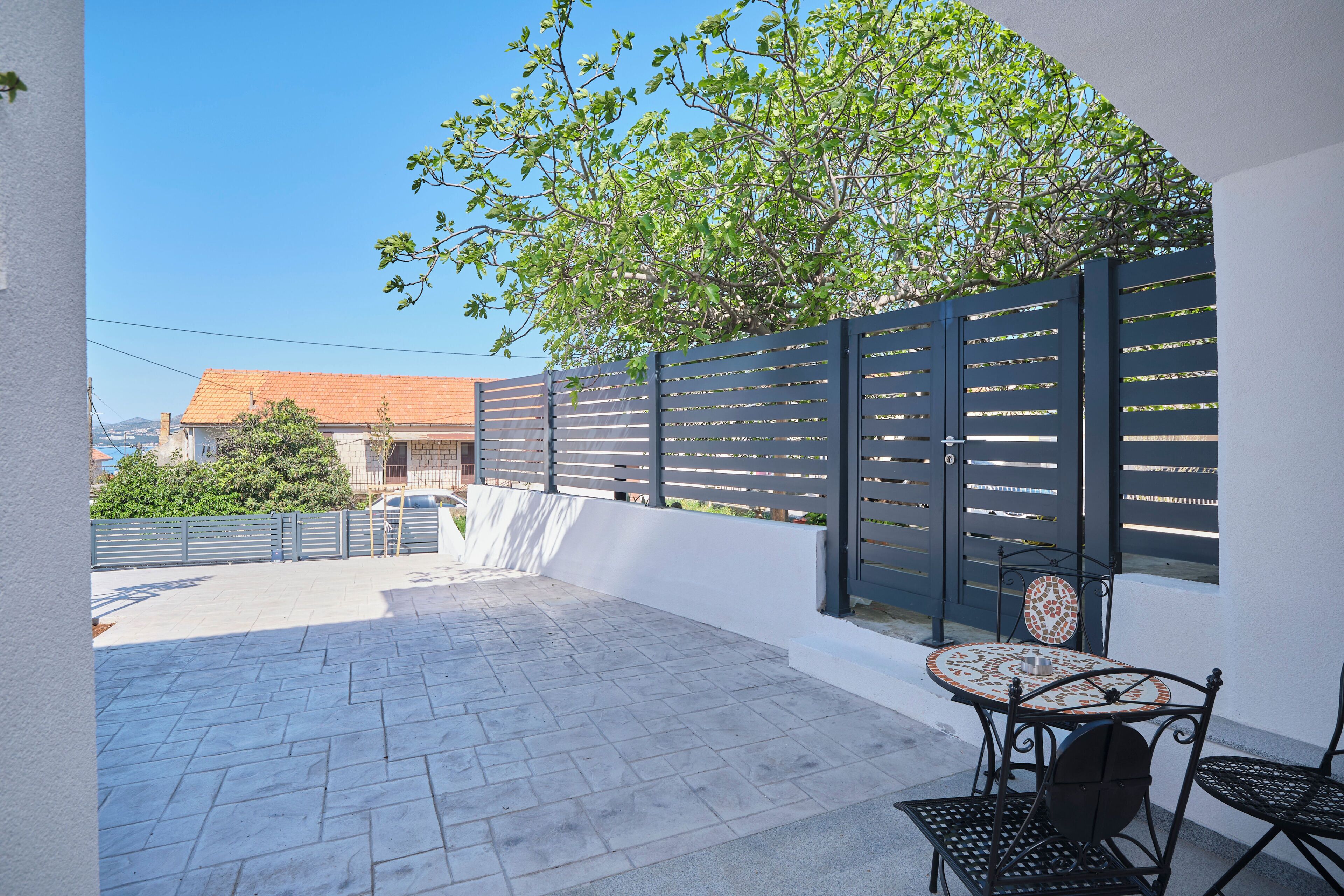 Apartment, 1 Bedroom | Outdoor dining