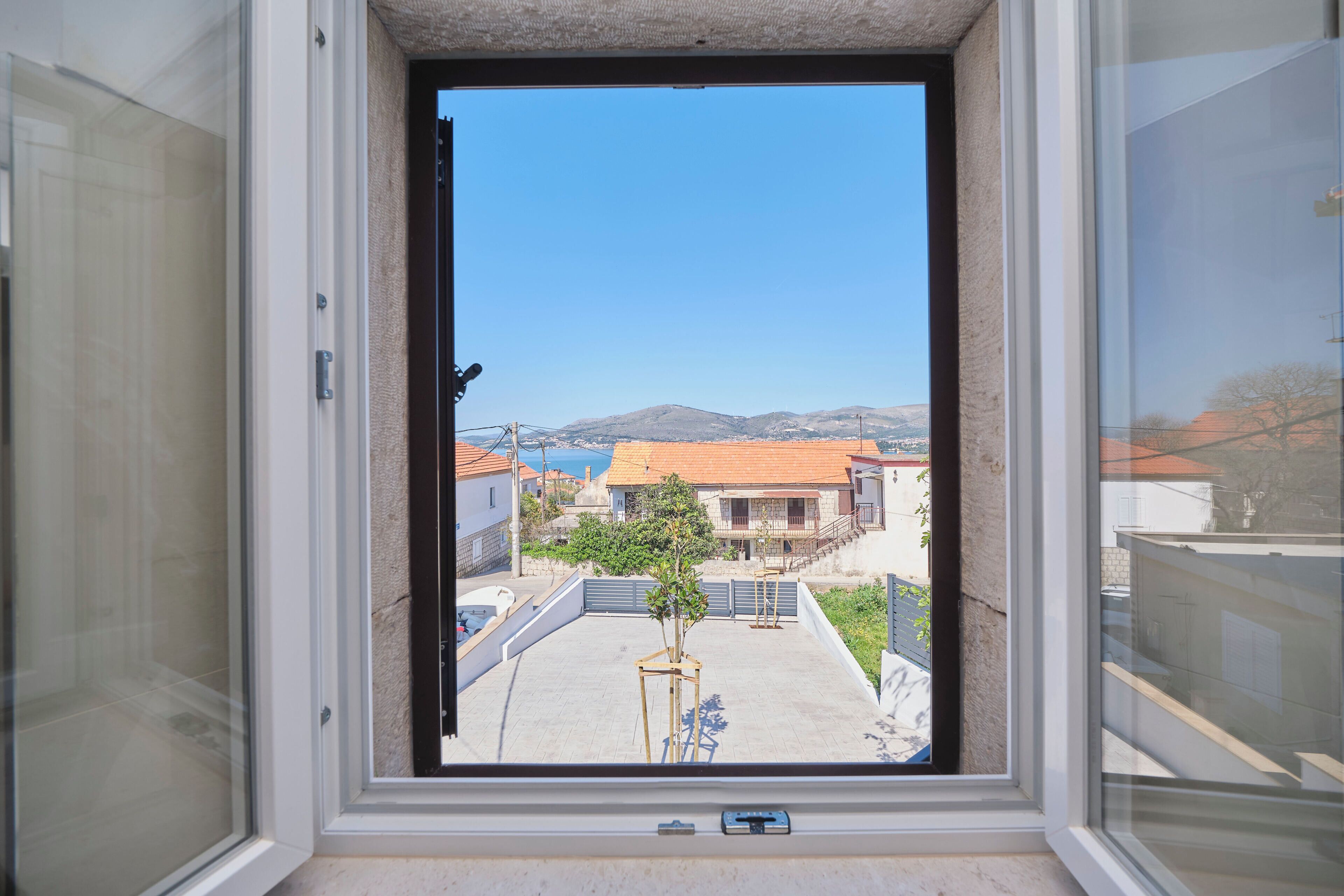 Apartment, 1 Bedroom, Balcony | Interior