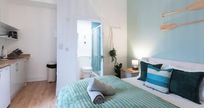 Glan Neigr by Guestz