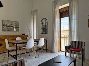Dining - Apartamento Carús - Ole Solutions (Jerez de la Frontera)