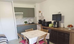 Dining - Charming 1-bedroom with south terrace - 4 guests (Valras-Plage)