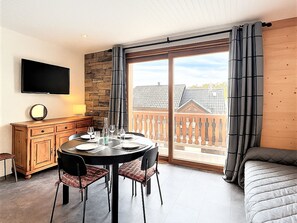 Interior - Studio for 4 guests, center station south (La Toussuire)