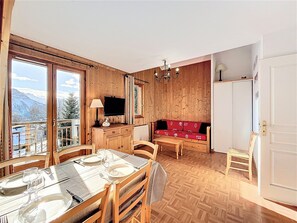 TV - Duplex apartment, mountain view - 8 guests (La Toussuire)