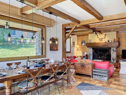 Authentic chalet, mountain view - 15 guests