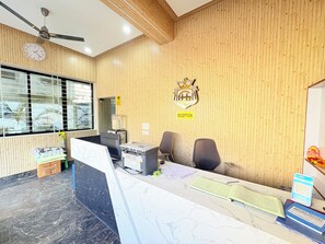 Reception - Inn Ganesha Siliguri Sai Marg Rd Hotel (Siliguri)