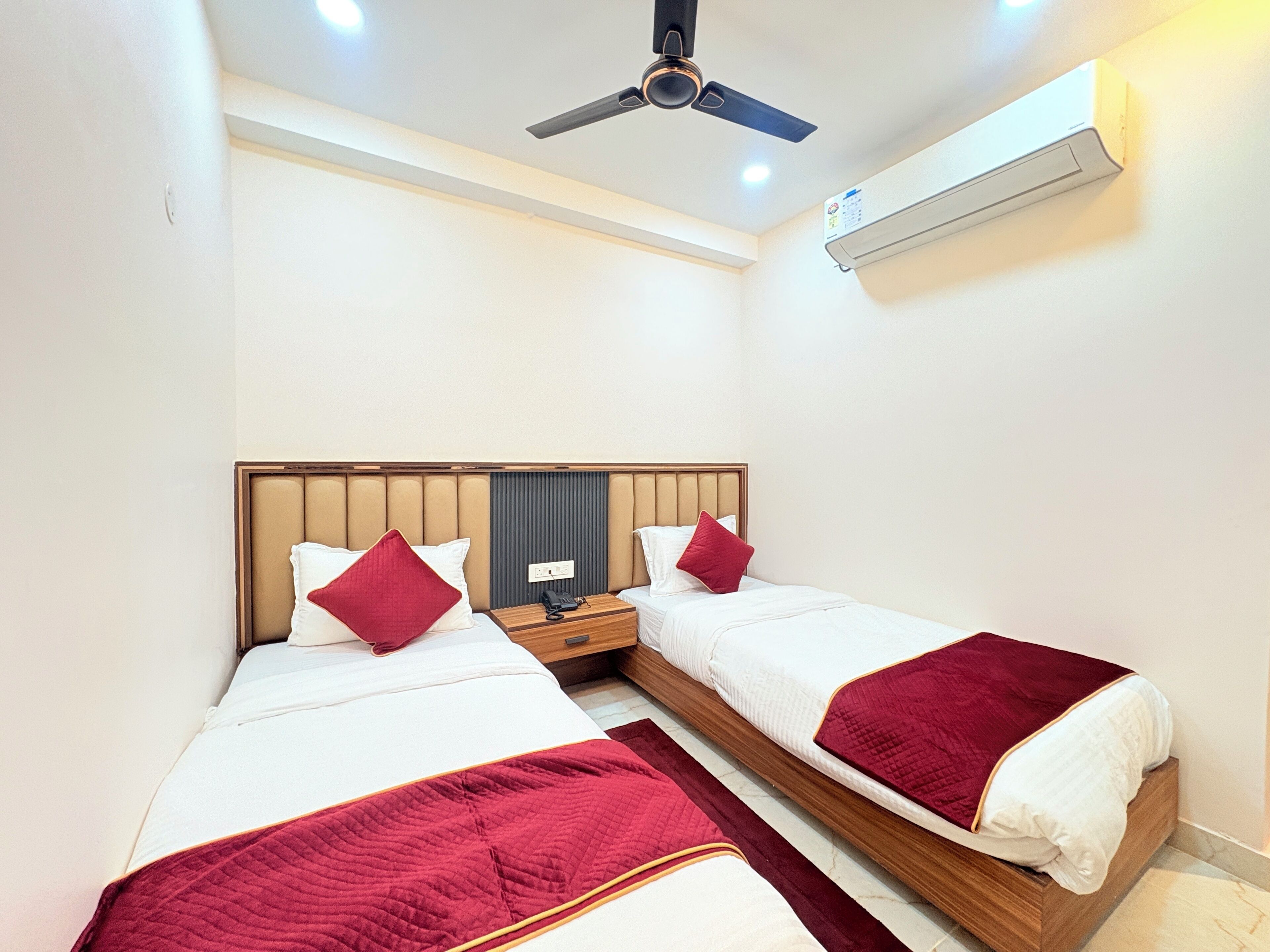 Deluxe Twin Room, City View