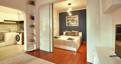 Modern & Cozy Sofia Apartment – Perfect for Business & Leisure