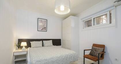 Seaview Villa in Fuengirola, Pool, Sleeps 16