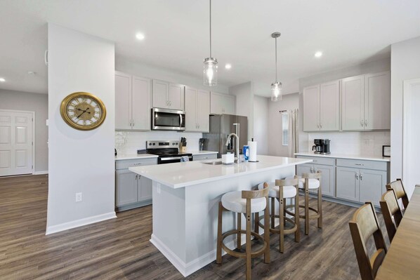 House, Multiple Beds, Patio, Garden View (The Creation Station) | Private kitchen | Coffee/tea maker