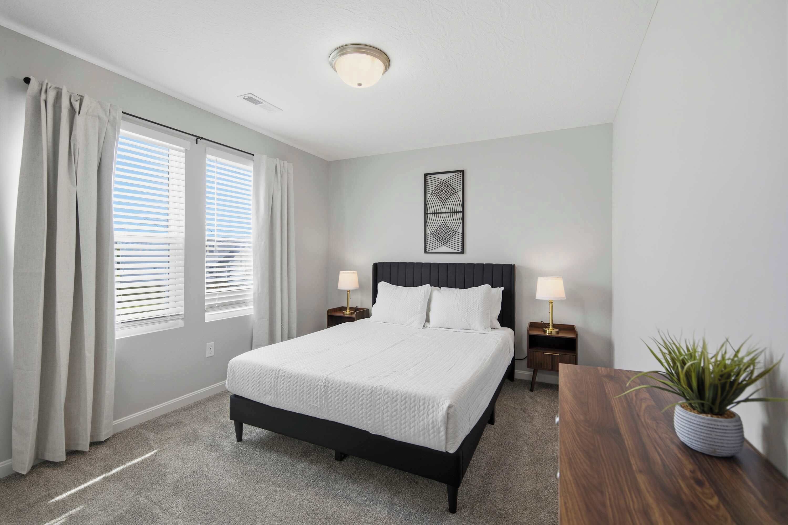 House, Multiple Beds, Patio, Garden View (The Creation Station) | 5 bedrooms, individually decorated, individually furnished, bed sheets