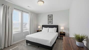 House, Multiple Beds, Patio, Garden View (The Creation Station) | 5 bedrooms, individually decorated, individually furnished, bed sheets