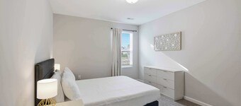 The Creation Station 5bdr