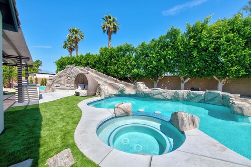 Island River - Pickleball Waterslide 8Br
