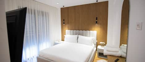 2 bedrooms, iron/ironing board, Internet, bed sheets