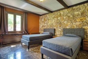 Room - Vrbo Property (Blanes)