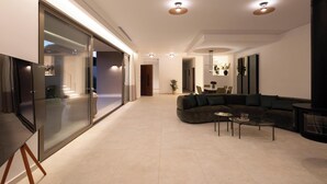 Ảnh chưa phân loại, 4 trong số 92 ảnh, nút