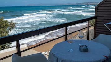 Superior Apartment, Balcony, Sea View | Outdoor dining