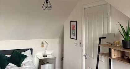Cozy 1-bedroom annexe in beautiful Brombil, Margam