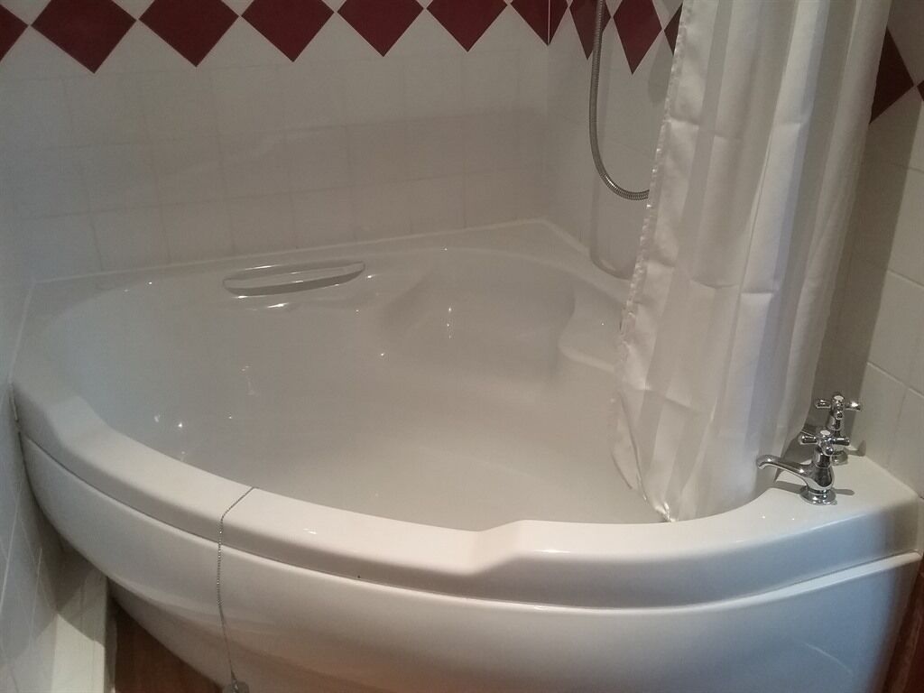 Neljän hengen perhehuone | Kylpyhuone