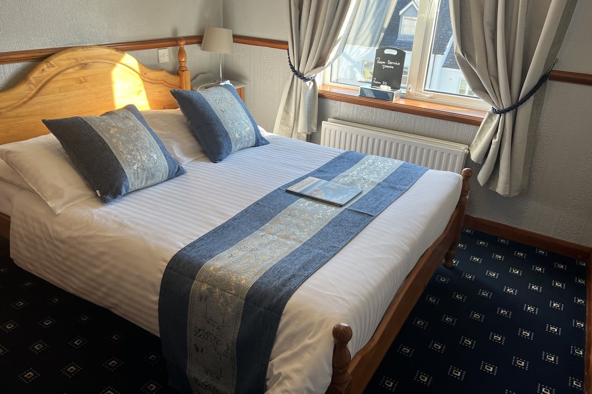 Standard Tek Büyük Yataklı Oda