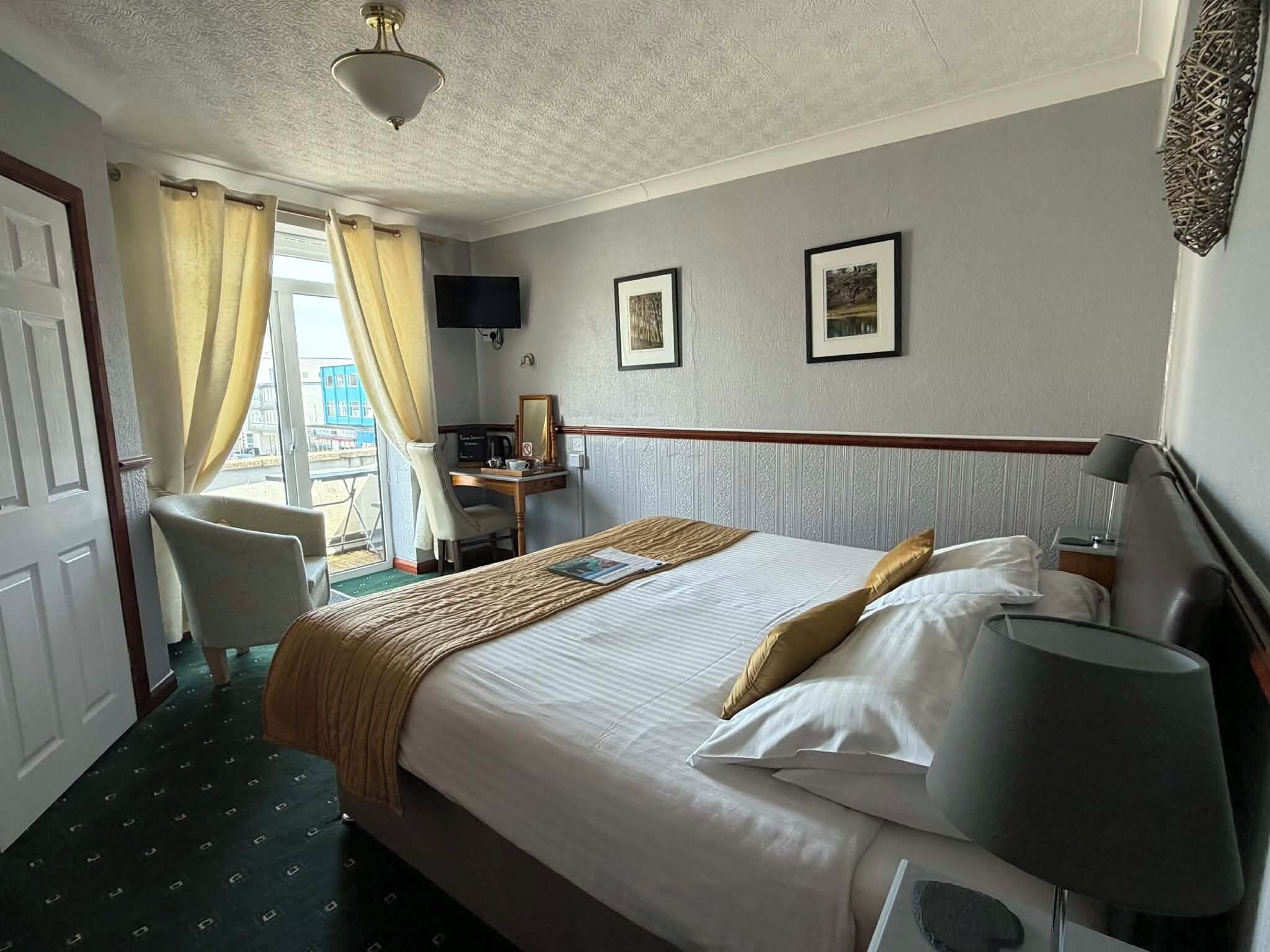 Quarto casal superior, vista para o mar