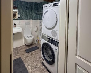 House | Bathroom - Holiday Home in Konz (Konz)