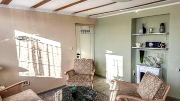 House | Living room