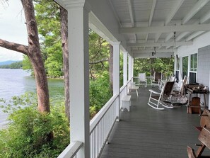 Terrace/patio - Barber Pole Compound - Perfect for the whole family (Tuftonboro)