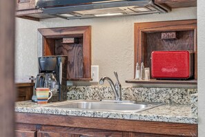 Interior - Quail Cove 9 - Lakefront Studio Boat Slip (Shell Knob)