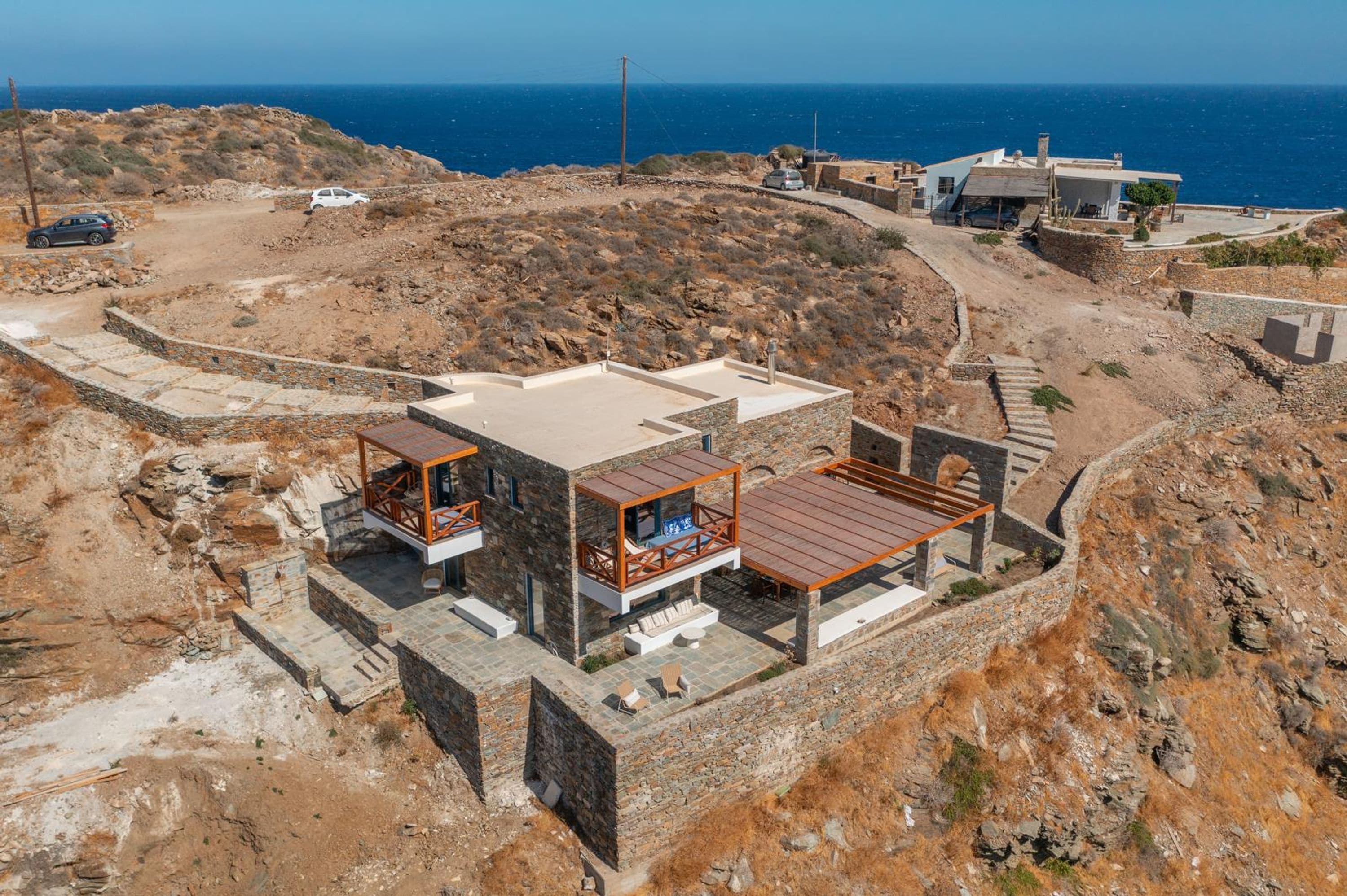 4 bedrooms