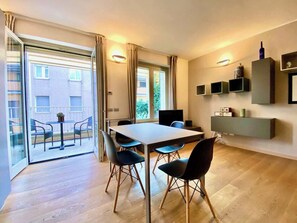Interior - Luxury 2bed-2bath in top location (Milano)