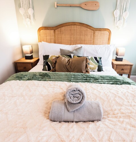 Glan Neigr by Guestz