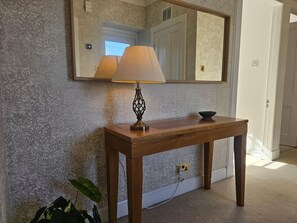 Interior - Charming Biggar High Street Retreat - 2 Bedrooms (South Lanarkshire)
