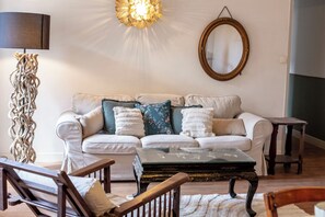 Living area - 3-bedroom apartment Cœur d'Albi (Albi)