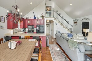 Interior - Getaway 1 Mi to Sligo Marina & Center Hill Lake! (Smithville)