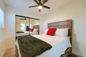 Apartment (0 Bedroom) | Interior - Couples Escape! 3 Mi to Dtwn & Roosevelt Row (Phoenix)