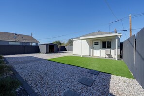 Apartment (0 Bedroom) | Interior - Couples Escape! 3 Mi to Dtwn & Roosevelt Row (Phoenix)