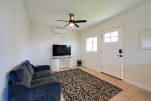 Apartment (0 Bedroom) | Interior - Couples Escape! 3 Mi to Dtwn & Roosevelt Row (Phoenix)