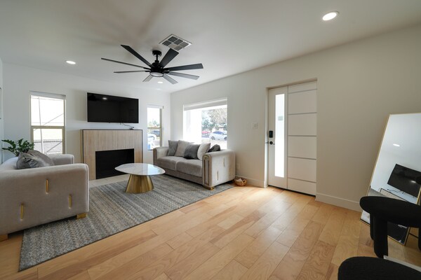 3 Mi To Dtwn! Family & Pet-friendly Gem In Phoenix - Arizona