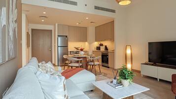 Lägenhet - balkong - utsikt mot kanalen | Vardagsrum