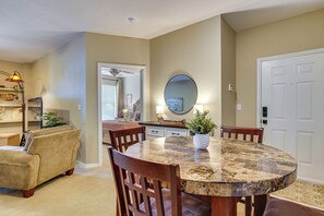 Interior - Pool, Parks & Fun! Family Resort Stay Near Disney (Kissimmee)
