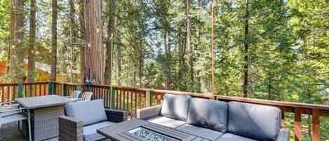 House (3 Bedrooms) | Front of property