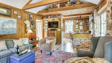 House (1 Bedroom) | Interior