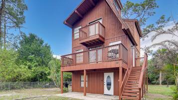 House (3 Bedrooms) | Front of property