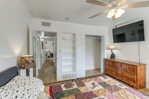 House (2 Bedrooms) | Interior - Near Route 66, Family Fun & Lakes! Williams Home (Williams)