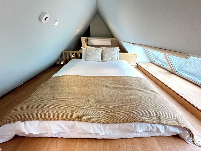 H501* Near Tokyo Sensoji Temple & Sumida River - Hobby Loft Bedroom / Direct Access From Narita & Haneda! - Ueno