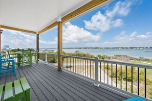 Property grounds - Luxury Lagoon Front House w/ Elevator | Fire Pit | Boat Parking | Sleeps 10 (Gulf Shores)