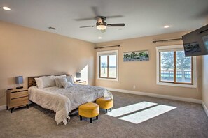 3 bedrooms, free WiFi, bed sheets